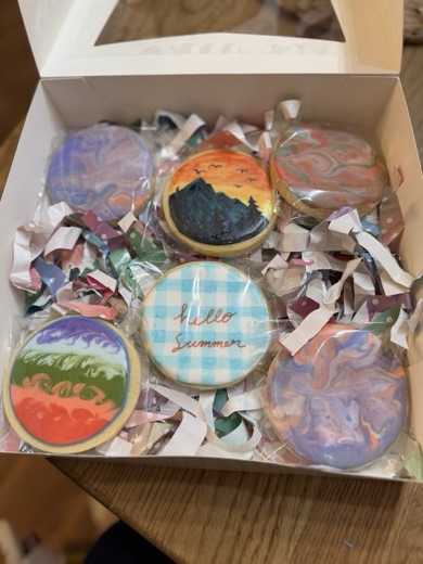 Summer cookie box, ready to gift